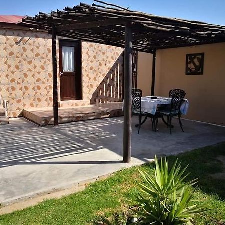 Skippers Backpackers Cc Walvis Bay Ngoại thất bức ảnh