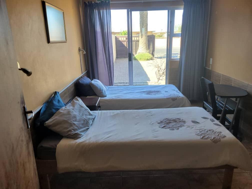 Skippers Backpackers Cc Walvis Bay Ngoại thất bức ảnh