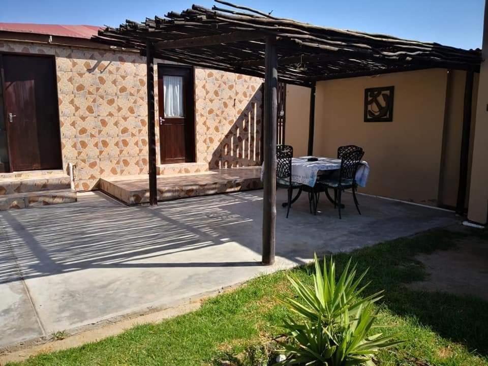 Skippers Backpackers Cc Walvis Bay Ngoại thất bức ảnh