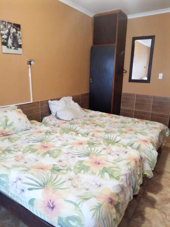 Skippers Backpackers Cc Walvis Bay Ngoại thất bức ảnh