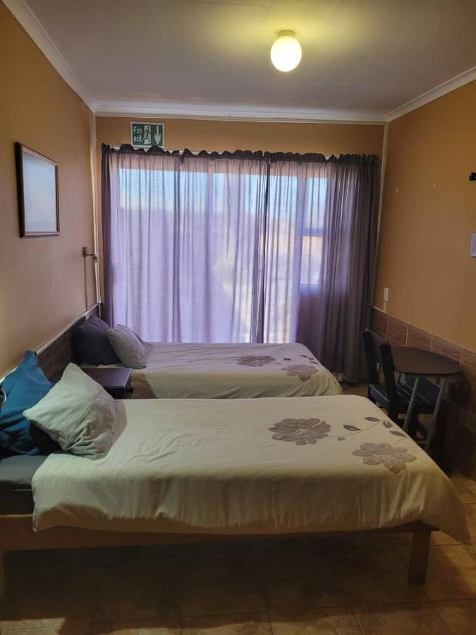 Skippers Backpackers Cc Walvis Bay Ngoại thất bức ảnh